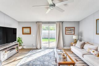 Home with Fishing Dock Access in Ocean Isle Beach! - Ocean Isle Beach - 8
