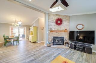 Home w/ Game Room, Fenced Yard, 8-Person Jacuzzi - 6