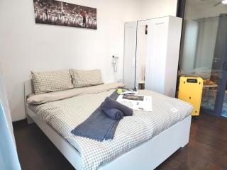 Almas Suites Poolview Netflix 100mbps BySTAY - Nusajaya - 6