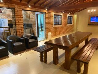 Casa adorável com 6 quartos, piscina, sauna, lareira e academia - São Pedro - 3