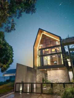 Cottonwood Villa Magnolia A - Pool HotTub Billyard - Bandung - 2