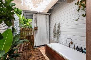Surf Shack Bungalow - Oceanstays - Yamba - 7
