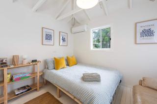 Surf Shack Bungalow - Oceanstays - Yamba - 6