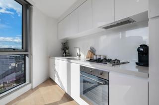 Charming 2BR Apt with Parkland and Mountain Views - Melbourne - 5