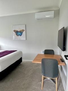 Eden St Lukes Cozy Accommodation - Auckland - 3