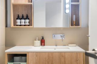 Best CBD Location with Stunning City and Bay Views - Melbourne - 3