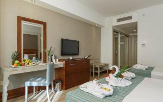 Side Crown Palace Ultra All Inclusive - Side - 7