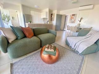 Nature Meets City on Mint - 0