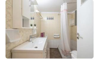 Athens Apartment 5-min to Metaxourgeio Metro - Athènes - 9