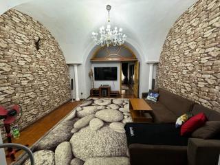 Custom designed apartment in the heart of Baku - 7