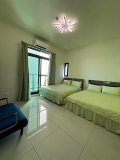 Fb迴驛-6-20全新獨棟包棟-65吋歡唱-電動麻將-廚房-烤肉-親子-影音-寵物免費-近夜市-童玩節-傳藝-請透過粉絲團預約勿在此下訂 - 1