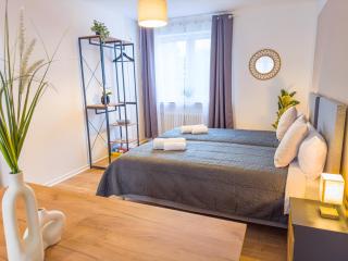 ImmoStay G#3 Zentrales Apartment mit Balkonblick - Bremen - 4