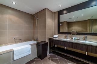 Luxe Getaways Royal Amwaj Palm Jumeirah Resort Apartment Holiday Home - Dubai - 3