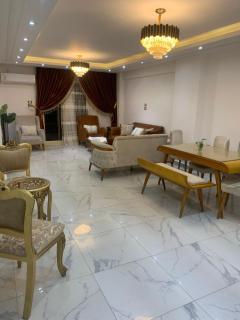 شقة مفروشة - 0