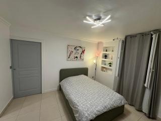Grand Studio, Parking privé, Cuisine séparée - Cannes - 2