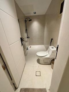 استديو راقي بقفل ذاتي - 6