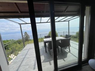 Splendid Holiday Home with Panoramic Sea Views Moscenicka Draga - Mošćenička Draga - 9