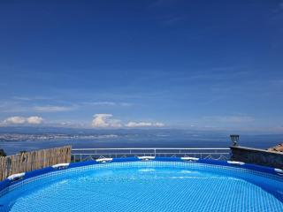 Cozy Lovran Apartment with Private Pool and Sea View - Lovran - 5