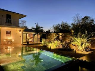 Lakaz Kannell - Cinnamon Room- Luxury Bedroom and Bathroom infinity pool - Cap Malheureux - 4