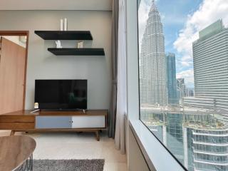 Sky Suites Leisure 3BR Suite at KLCC - Kuala Lumpur - 4
