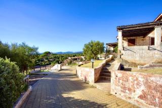 Villas in Porto Corallo just 400 meters from the sea - 2