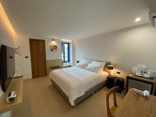 The Celestrail - Check-In by Appointment Only Non-Hotel Private Apartment Onnut BTS - Amphoe Phra Khanong - 0