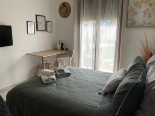 Espace privée une chambre ,salle bain toilettes chez l habitants - Valence - 3