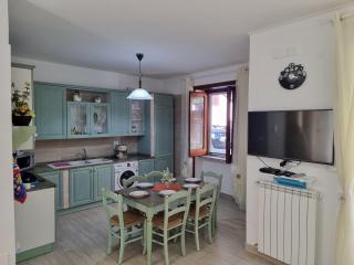 Rosy Vacation Home - Monte di Procida - 0