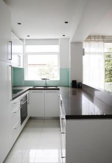 Large 2BR w AC balcony parking pet friendly - 3