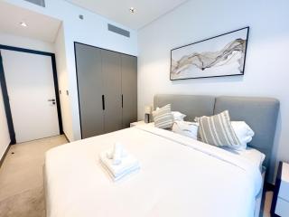 Chic 1-Bedroom with Epic Burj Khalifa Views - Dubai - 7