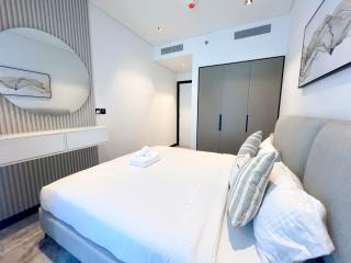 Chic 1-Bedroom with Epic Burj Khalifa Views - Dubai - 5