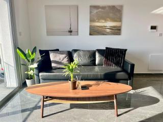 V-Premium Brand New Central flat - Limassol - 4