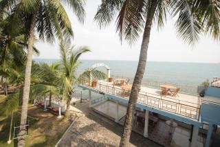 Allisa Resort Hotel - Anyer - 3