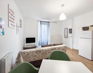 002-T2 cosy 2 à 4 pers Lumineux Wifi & Parking - Audincourt - 4