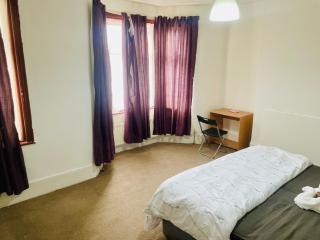 Spacious Room near central london - 7