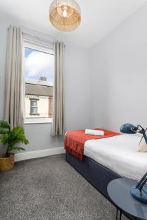 Arkles House - Air Host & Stay - Anfield - Liverpool - 7