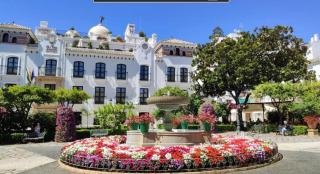 Impressive apartment with 3 bedrooms metres from the beach - Estepona - 2