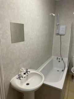 Twin Room - Botanic, Belfast - 5