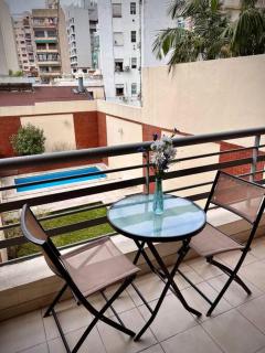 Depto Recoleta con pileta y patio - 0