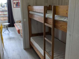 Maxi Studio 5 pers. avec balcon, WIFI, pieds des pistes, calme, proche commerces et sports - FR-1-262-75 - Forest des Baniols - 3