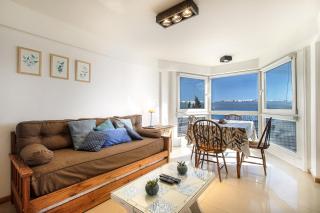 Nahuel Huapi Apart con vista al lago y estacionamiento - 6