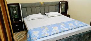 Om Paramhans Luxury Homestay - Varanasi - 1