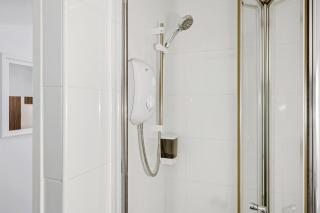 4 Bedroom Penthouse and Free Parking - Nottingham - 7