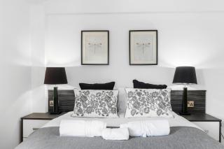 4 Bedroom Penthouse and Free Parking - Nottingham - 1