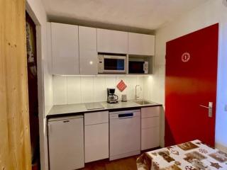 2 pièces avec accès direct aux pistes - 5 personnes - WIFI inclus - FR-1-351-68 - Plagne Villages - 2