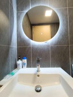 COL 23aB Cozy KLCC View & Infinity Pool Studio - 2