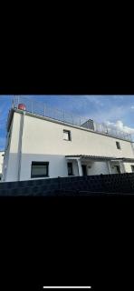 Neu-gebautes-komplettes-Reihenhaus - Oberasbach - 6