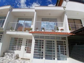Espectacular Casa en Barbosa Santander - Barbosa - 0