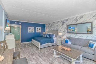 Immaculate Ocean View King Suite!- Grande Cayman Resort Unit 437 - Sleeps 4 Guests! - Myrtle Beach - 3