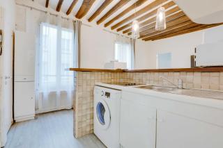 Charming apartment-1BR-4P- Canal Saint-Martin - París - 2